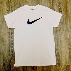 White Nike themed T shirt men’s